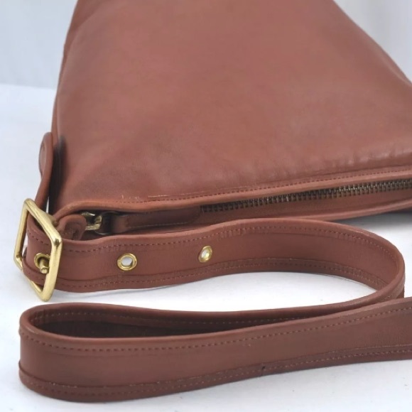 [COACH] Shoulder Crossbody Zip-Close Bucket Handbag Purse, Brown Soft Leather - Picture 7 of 15